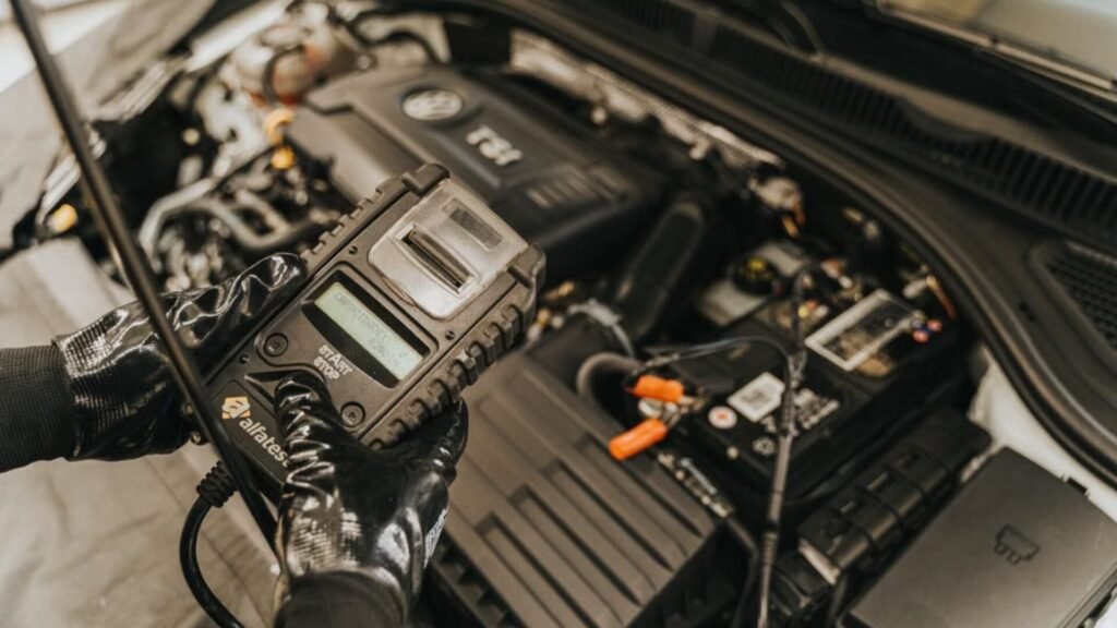 ¿Como afectan las vibraciones del vehiculo a los accesorios automotrices